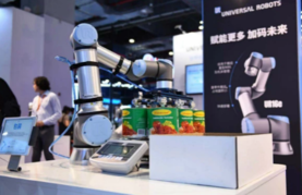 中國工業機器人發展 增速領跑全球，智能機器人銷售勢頭強勁